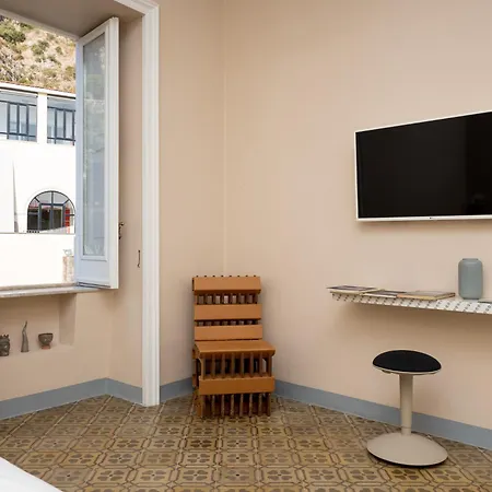 De Vivo Realty - Art N 3 Apartament Meta