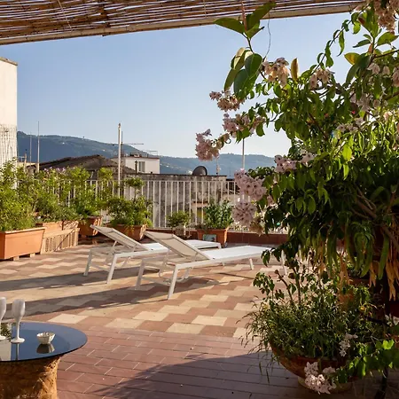De Vivo Realty - Art N 3 Apartament Meta